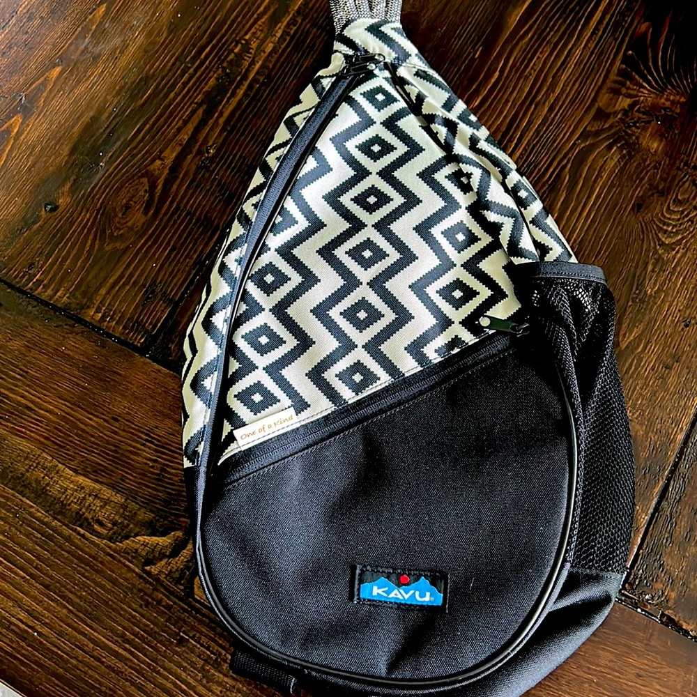 Kavu one of a kind bag. Sling pack. In a limited edition pattern.